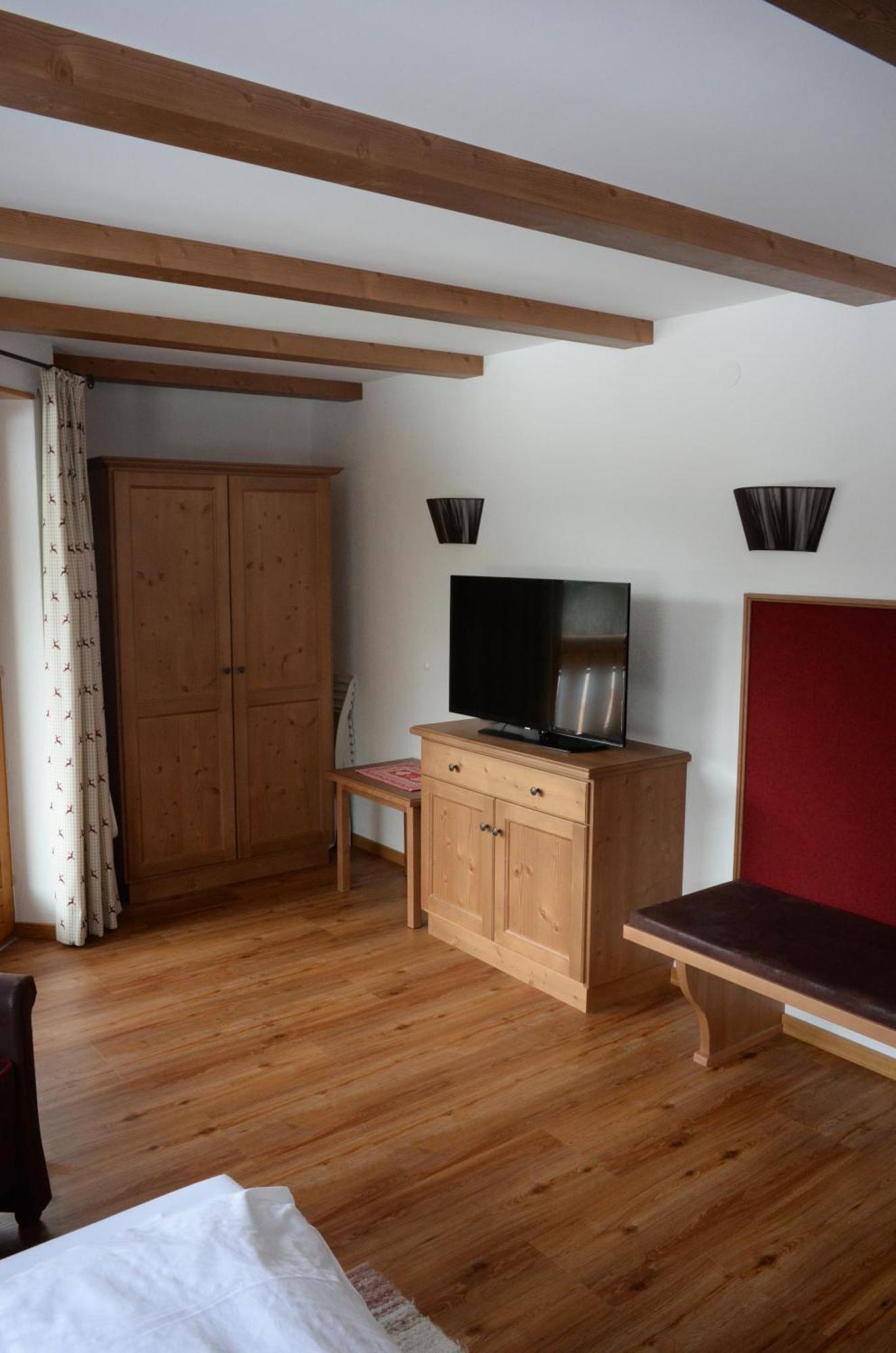 Appartements Tschol Martin Sankt Anton am Arlberg Ruang foto