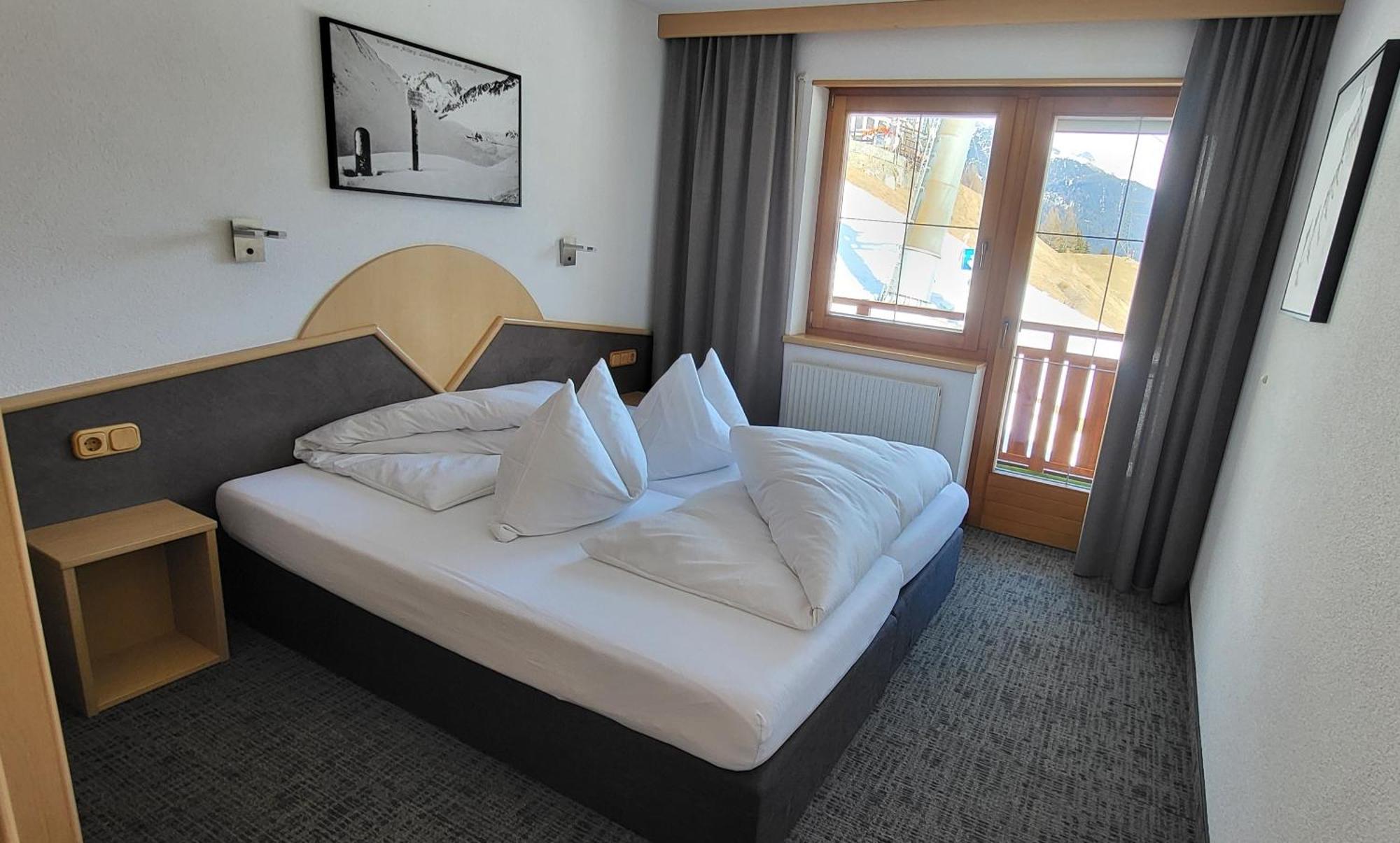 Appartements Tschol Martin Sankt Anton am Arlberg Ruang foto