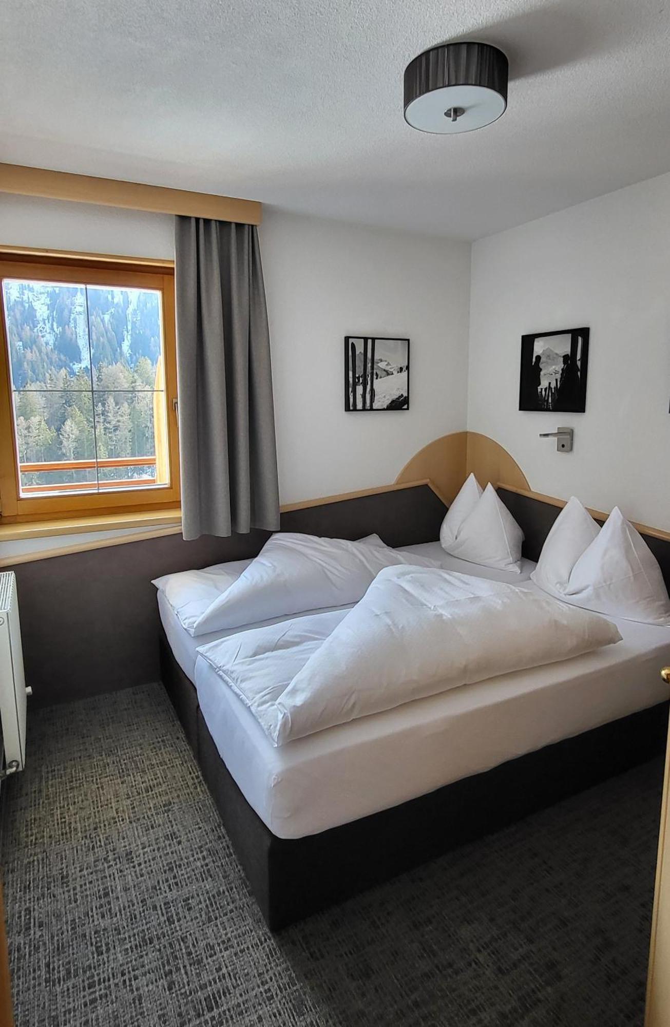 Appartements Tschol Martin Sankt Anton am Arlberg Ruang foto